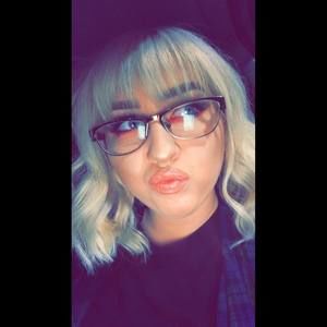 Meet your Posher, Kaylyn